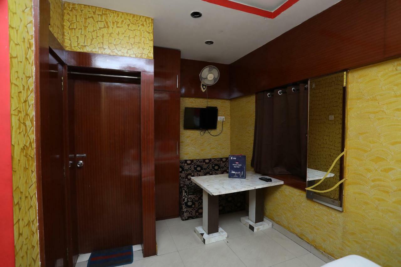 Oyo 28644 Hotel Nilanjana Āsansol Buitenkant foto